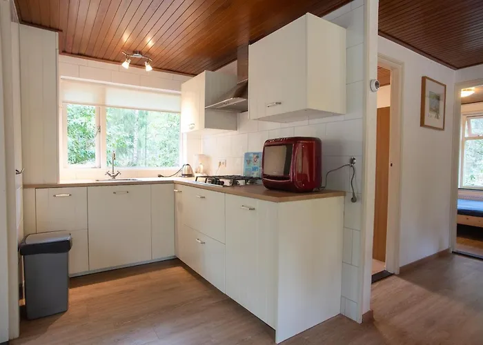 Bungalowpark Vogelenzang Holiday home Lage Mierde