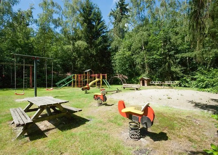 Holiday home Bungalowpark Vogelenzang *