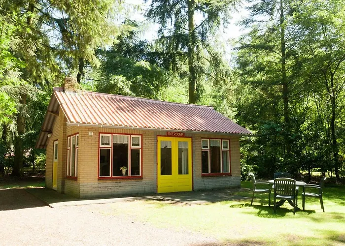 Bungalowpark Vogelenzang * Lage Mierde